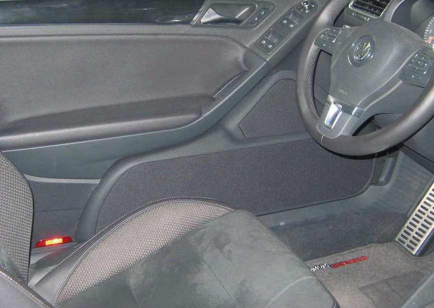 VW Golf 6 Cabriolet – panouri de ușă cu sistem audio pe 3 căi - imagine 2