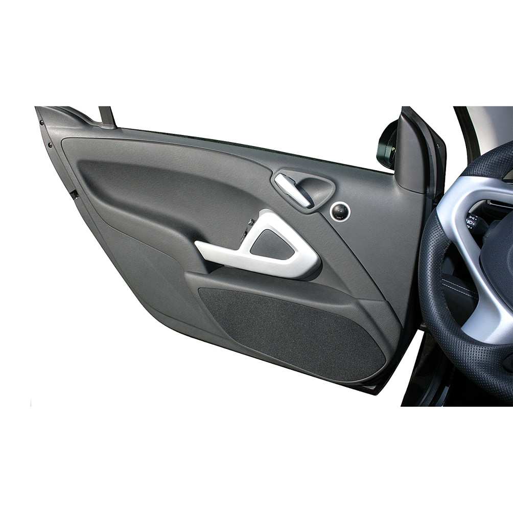 Smart fortwo, generația 2 – panouri de ușă cu sistem audio pe 3 căi