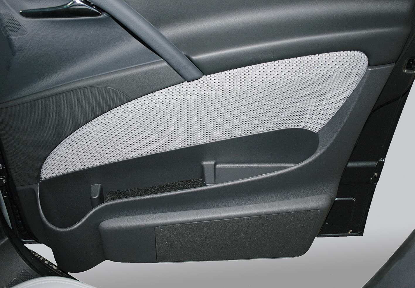 Mercedes Viano / Vito – panouri de ușă cu sistem audio pe 3 căi - imagine 3