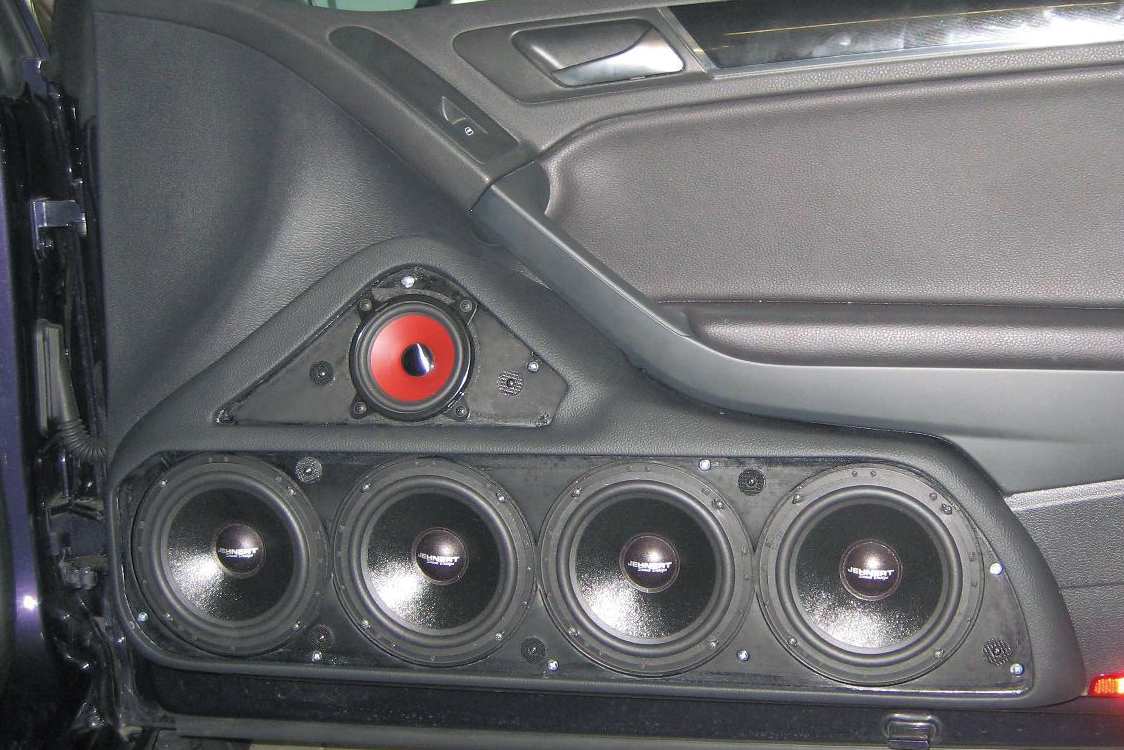 VW Golf 6 Cabriolet – panouri de ușă cu sistem audio pe 3 căi - imagine 4