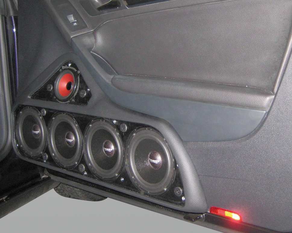 VW Golf 6 Cabriolet – panouri de ușă cu sistem audio pe 3 căi - imagine 3