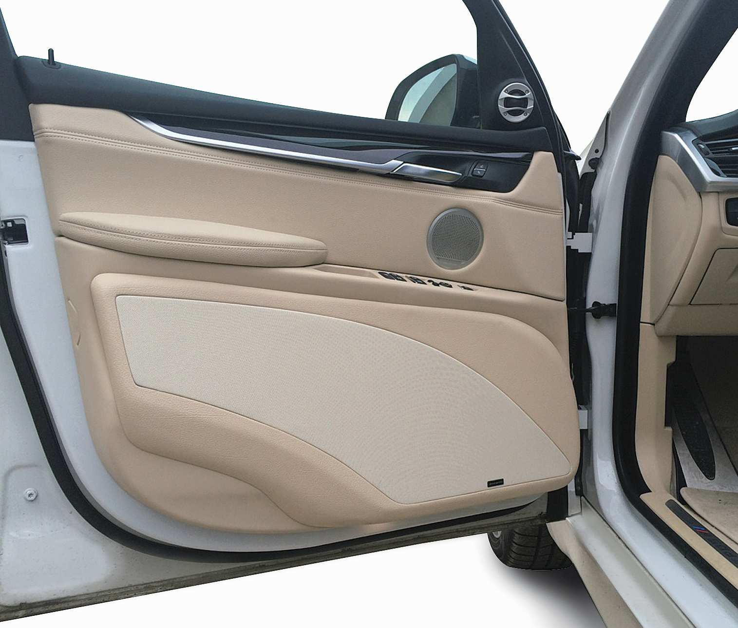 BMW X5 F15 – panouri de ușă cu sistem audio pe 3 căi - imagine 3